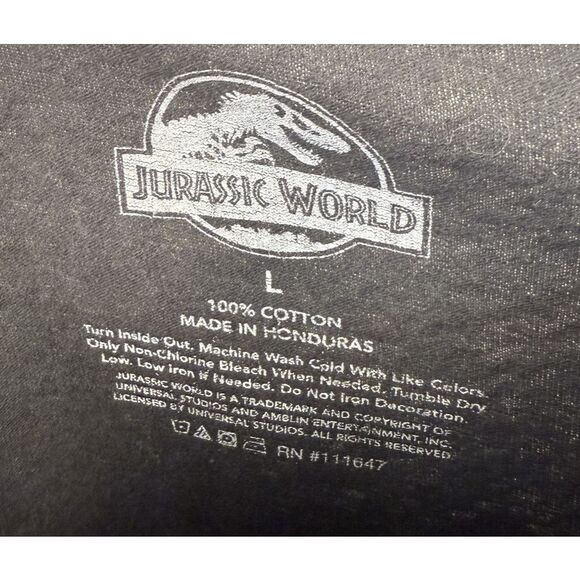 Jurassic World‎ Shirt Mens Large Black Jurassic Park Graphic Tee Dinosaur Movie - Picture 6 of 6